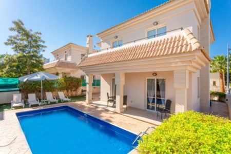 Luxury overseas property
