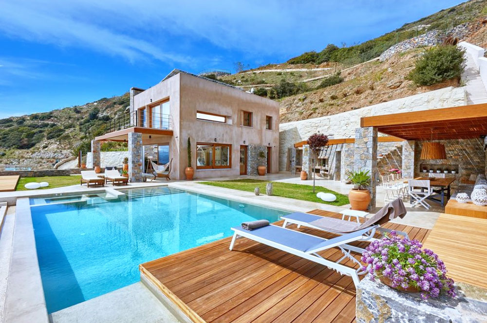 House with pool in Cyprus
