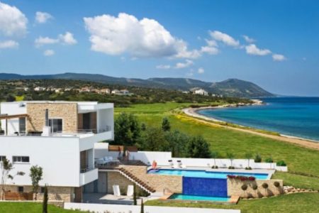 Overseas property near the sea