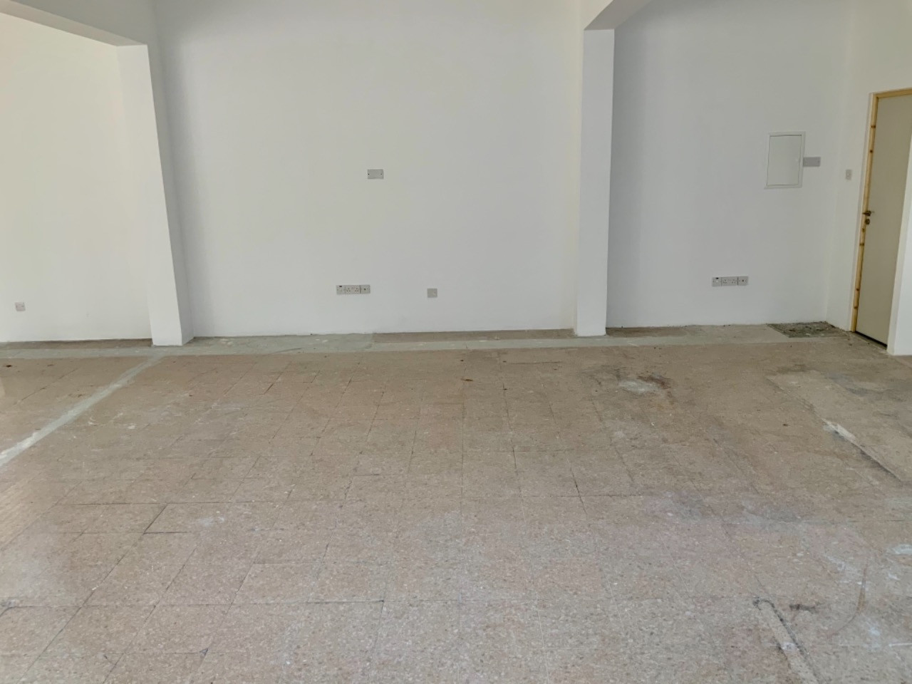 FC-27694: Commercial (Shop) in Agioi Omologites, Nicosia for Rent - #2 FC-27694: Commercial (Shop) in Agioi Omologites, Nicosia for Rent - #2
