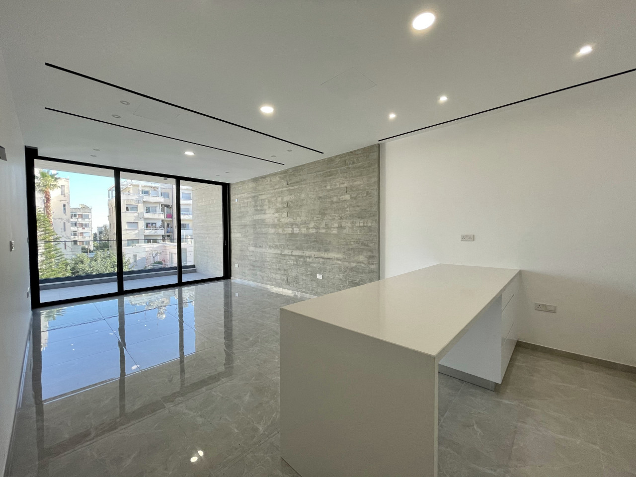 FC-31178: NEAPOLIS RESIDENCE 203 - #1