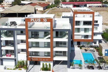 Plus 10 Marina Residence, Larnaca - photo