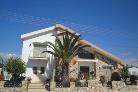 For Sale: Detached house, Pyrgos, Limassol, Cyprus FC-10279