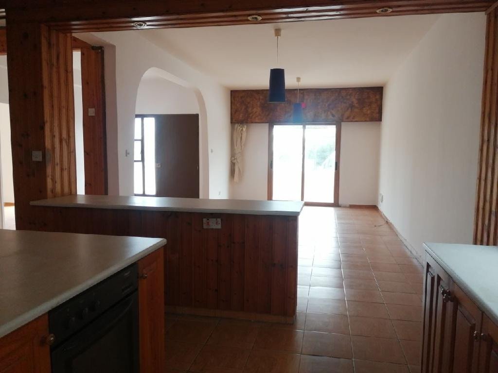 For Sale: Apartments, Mesa Geitonia, Limassol, Cyprus FC-28224 - #5