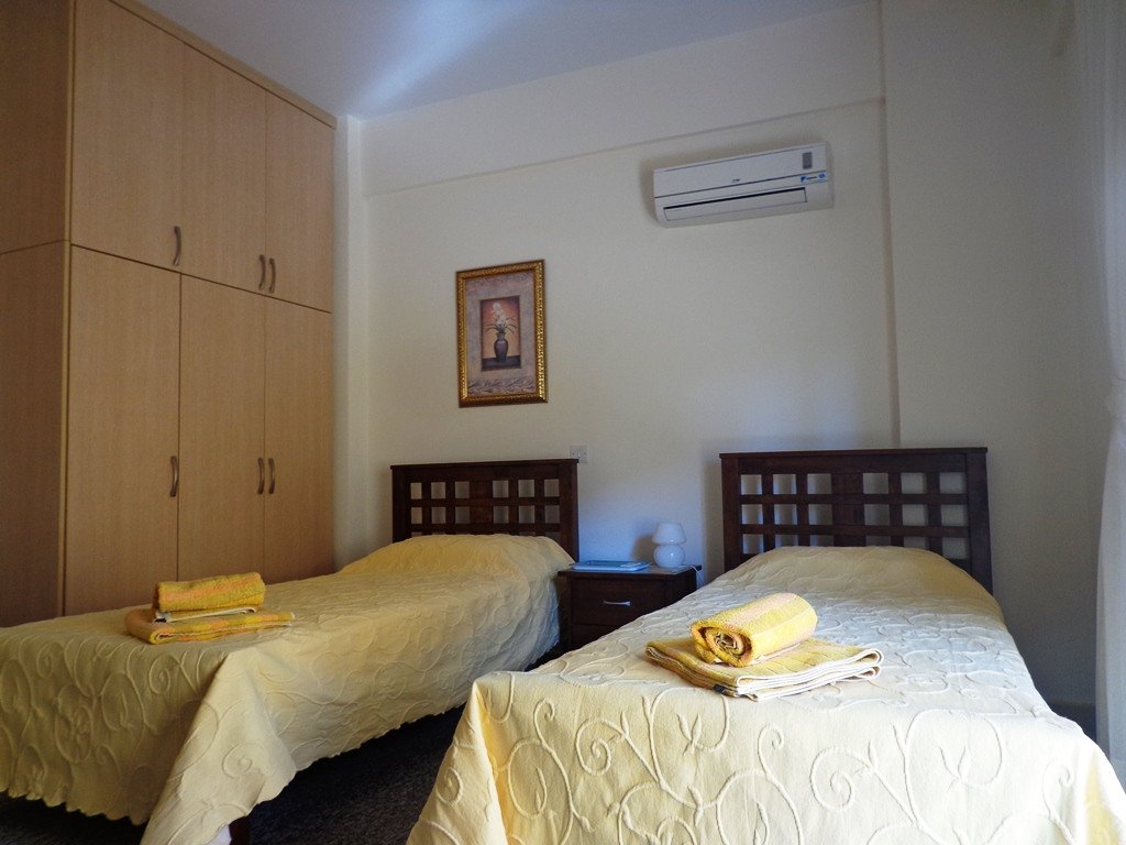 For Sale: Maisonette (Townhouse), Tombs of the Kings, Paphos, Cyprus FC-33159 - #11