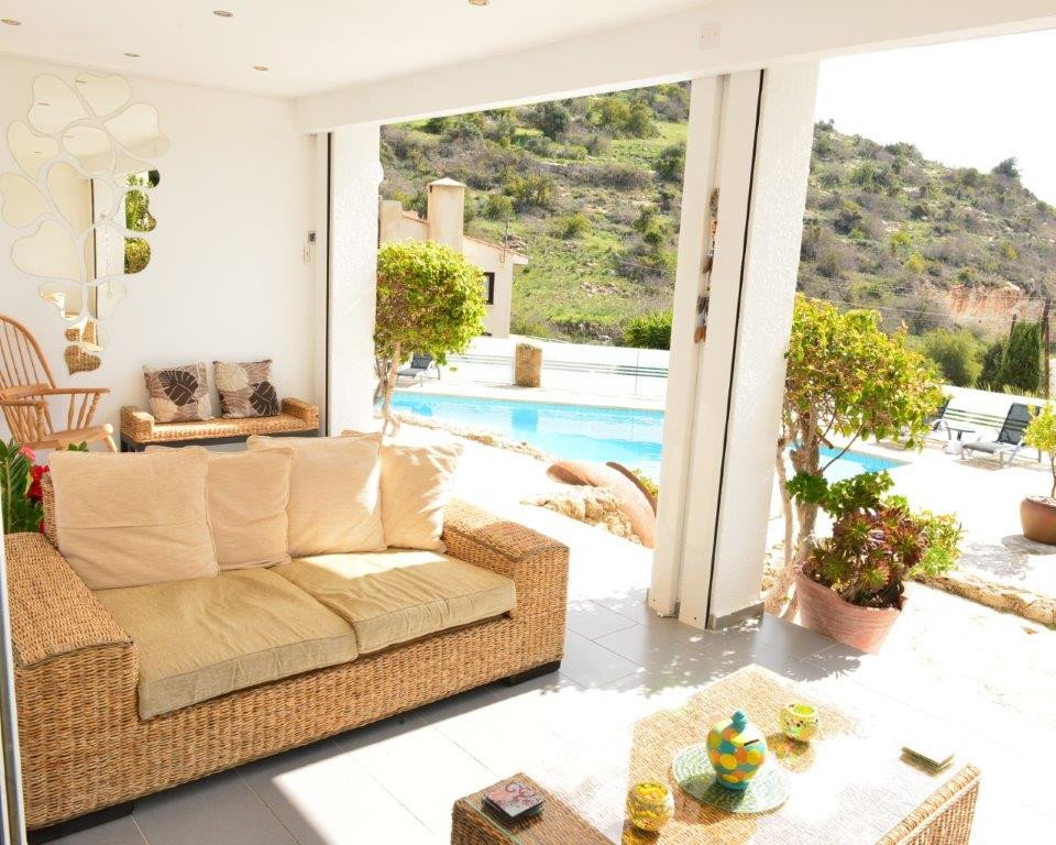 For Sale: Detached house, Kamares, Paphos, Cyprus FC-33948 - #1
