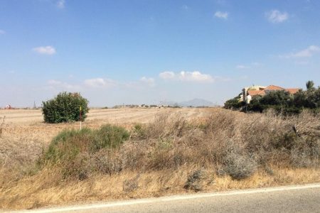 For Sale: Tourist land, Alaminos, Larnaca, Cyprus FC-34111