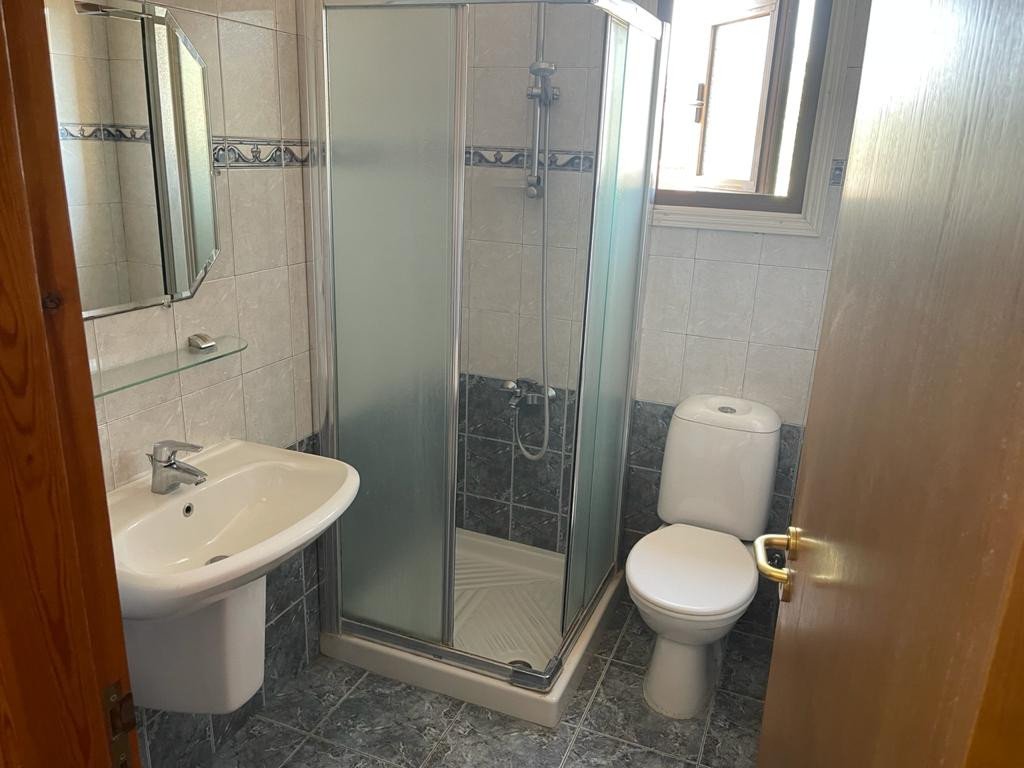 For Rent: Apartments, Pallouriotissa, Nicosia, Cyprus FC-34117 - #12