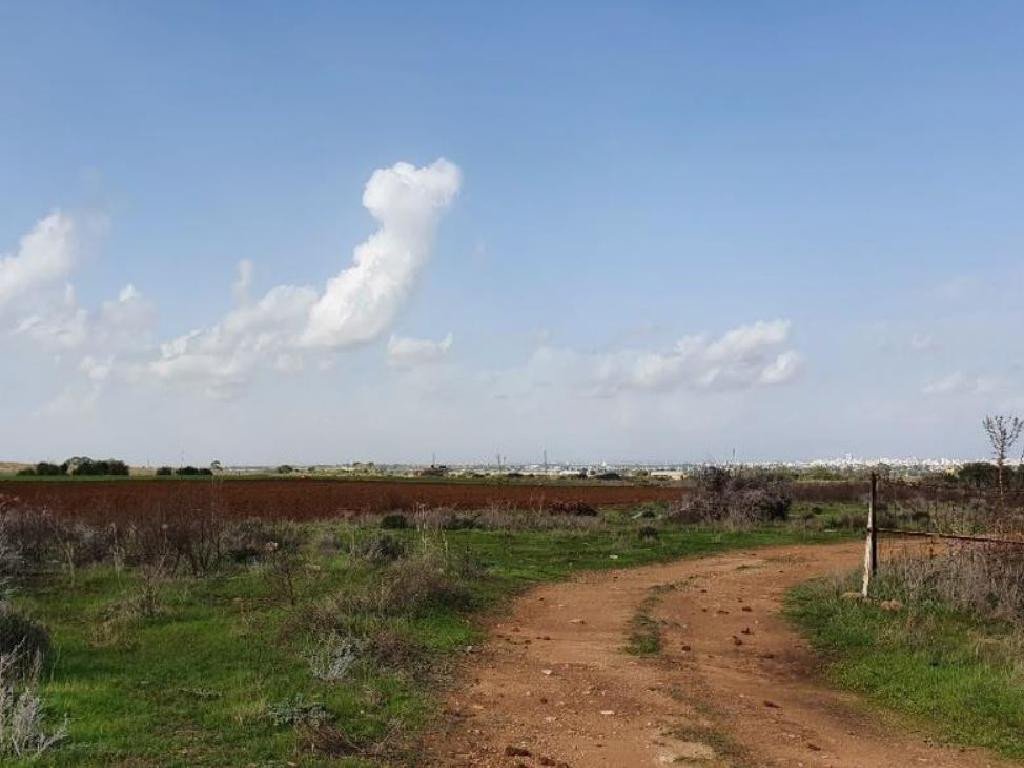 For Sale: Residential land, Deryneia, Famagusta, Cyprus FC-37214 - #1 For Sale: Residential land, Deryneia, Famagusta, Cyprus FC-37214 - #1