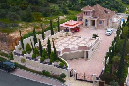 For Rent: Detached house, Aphrodite Hills, Paphos, Cyprus FC-37487