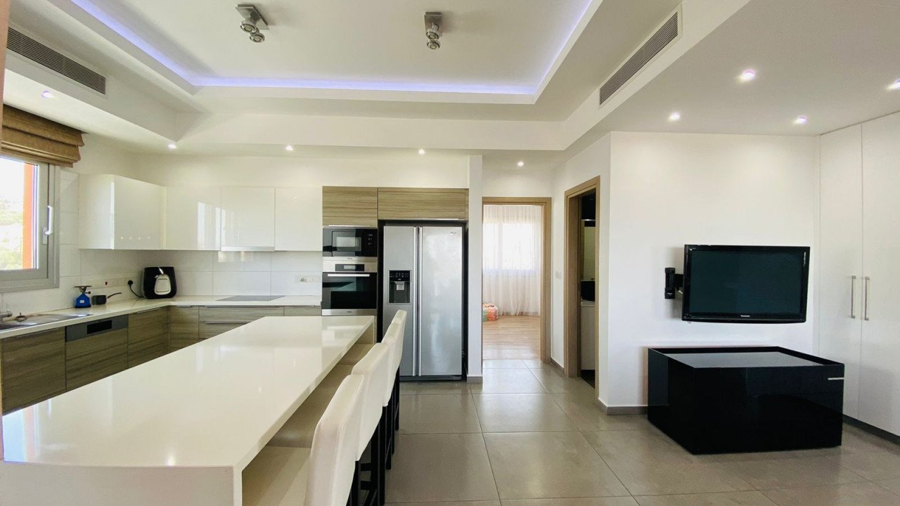 For Sale: Penthouse, Agios Tychonas, Limassol, Cyprus FC-38406 - #9 For Sale: Penthouse, Agios Tychonas, Limassol, Cyprus FC-38406 - #9