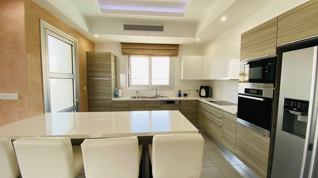 For Sale: Penthouse, Agios Tychonas, Limassol, Cyprus FC-38406 - #11 For Sale: Penthouse, Agios Tychonas, Limassol, Cyprus FC-38406 - #11