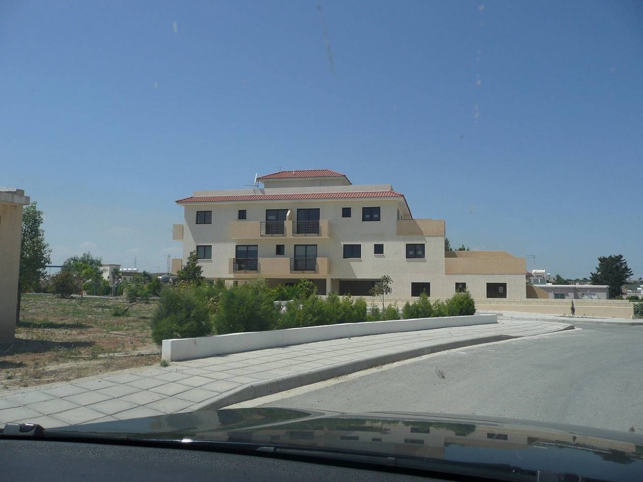 Hill Gardens Village Apartments, Larnaca