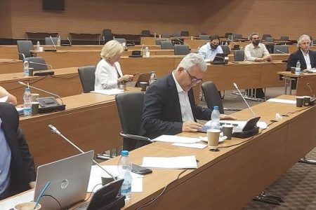 ETEK: Issue of licensing and control of developments in the Department of the Interior