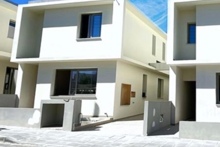 For Sale: Semi detached house, Latsia, Nicosia, Cyprus FC-39723