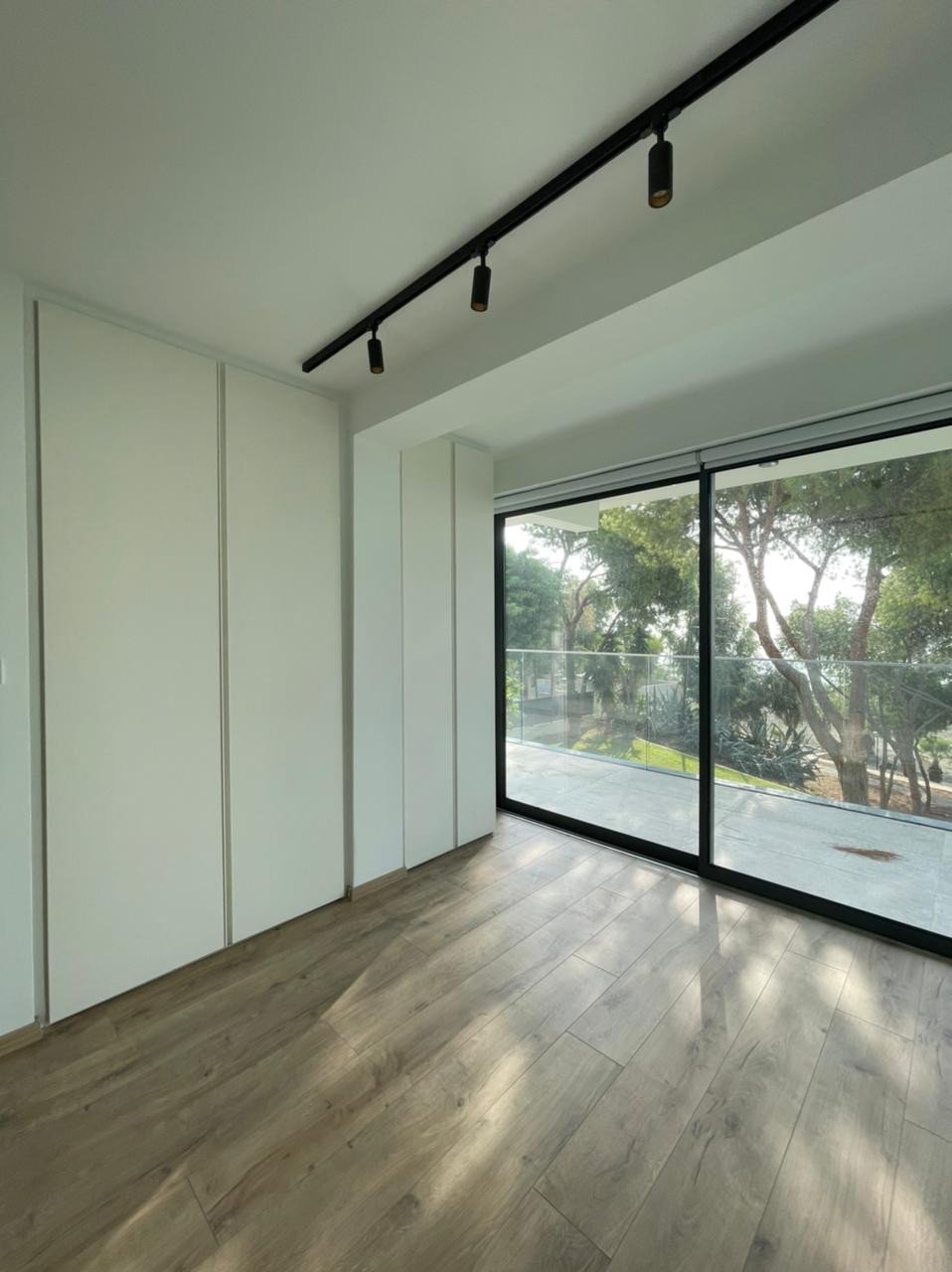 For Rent: Apartments, Agios Tychonas, Limassol, Cyprus FC-40750 - #6
