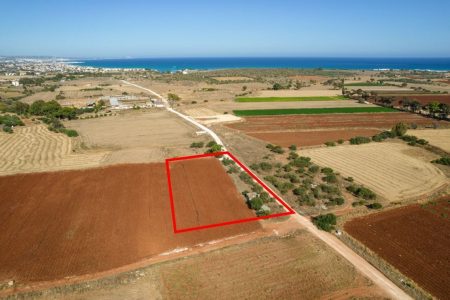 For Sale: Tourist land, Liopetri, Famagusta, Cyprus FC-41381 - #1