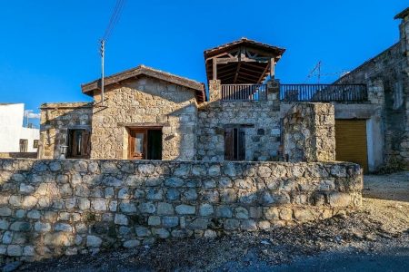For Sale: Detached house, Giolou, Paphos, Cyprus FC-42609 - #1