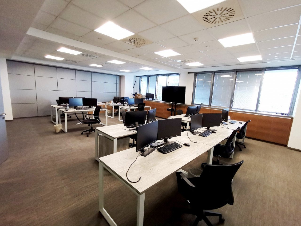 For Rent: Office, City Area, Limassol, Cyprus FC-42287 - #8 For Rent: Office, City Area, Limassol, Cyprus FC-42287 - #8