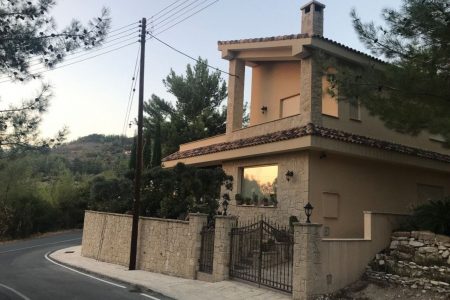 For Rent: Detached house, Pera Pedi, Limassol, Cyprus FC-44847