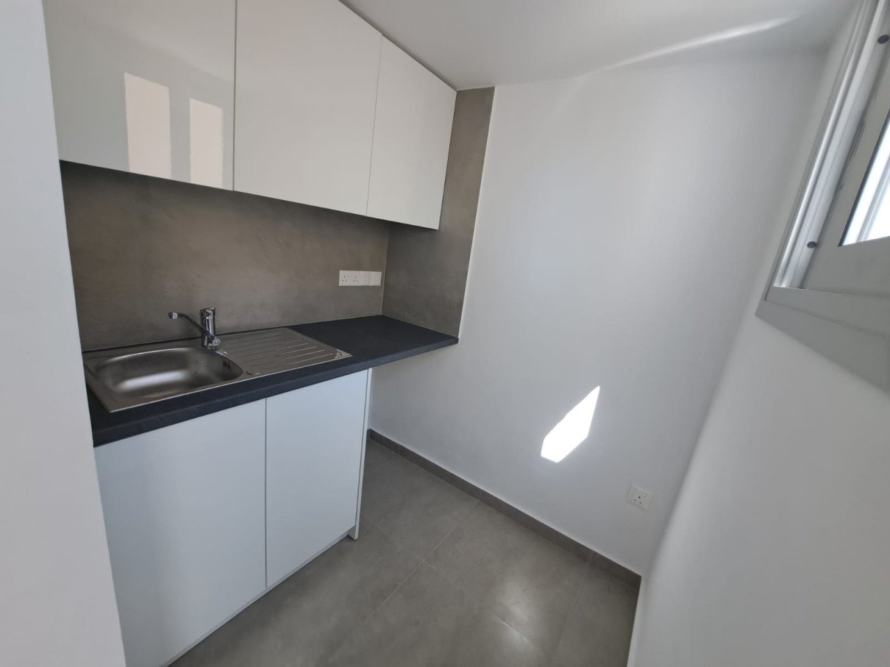 For Rent: Office, Pano Paphos, Paphos, Cyprus FC-47077 - #15