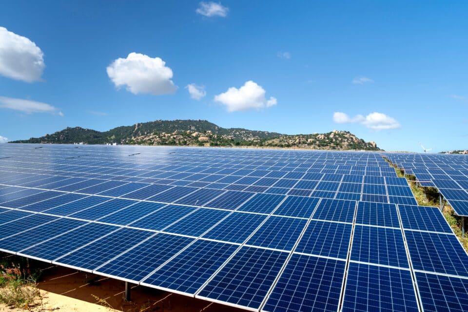 More ways to access solar power needed