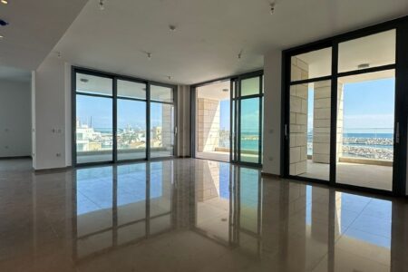 For Sale: Apartments, Limassol Marina Area, Limassol, Cyprus FC-50787