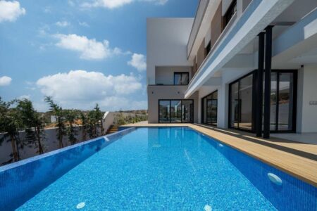 For Sale: Detached house, Agios Tychonas, Limassol, Cyprus FC-51482