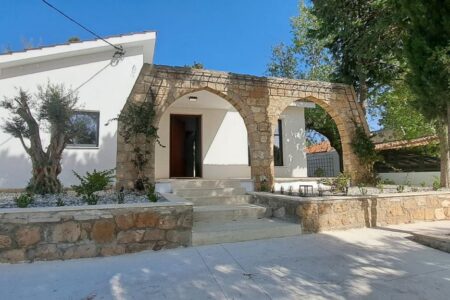 For Sale: Detached house, Tala, Paphos, Cyprus FC-52152