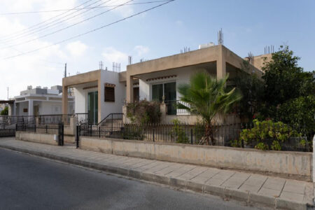 For Sale: Detached house, Agios Theodoros Paphos, Paphos, Cyprus FC-52628