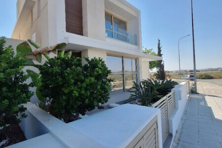 For Sale: Detached house, Dekeleia, Larnaca, Cyprus FC-53413