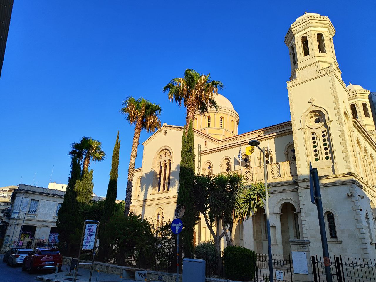 A Walk Through the Old Town of Limassol: Immersion into the Middle Ages and Colourful Cypriot Life