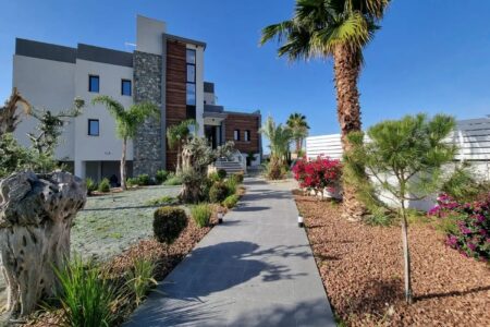 Luxurious 6-Bedroom Villa for Rent in Parekklisia, Limassol - #1