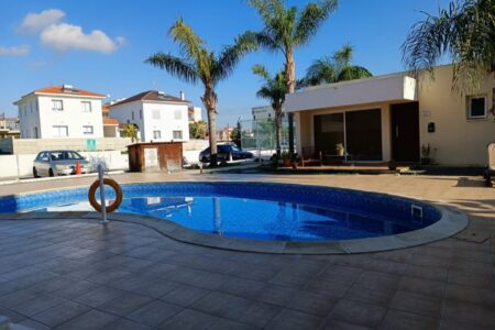 For Sale: Apartments, Oroklini, Larnaca, Cyprus FC-48893