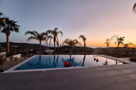 Luxurious 6-Bedroom Villa for Rent in Parekklisia, Limassol - #2