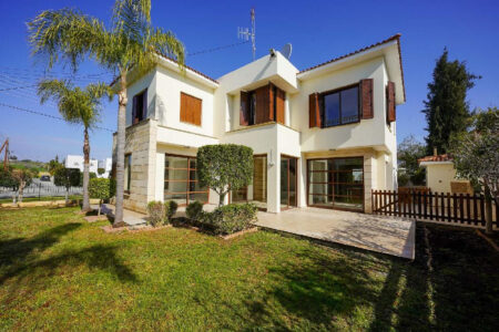 For Sale: Detached house, Engomi, Nicosia, Cyprus FC-56745