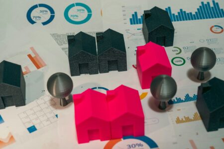 Floors, size, newness: How are property prices formed in Paphos