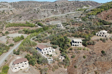For Sale: Investment: project, Agia Varvara, Paphos, Cyprus FC-57868