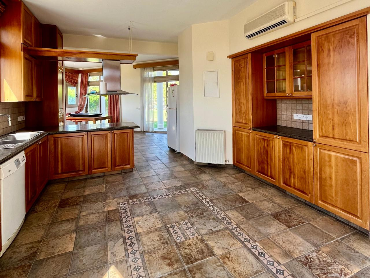 For Sale: Detached house, Latsia, Nicosia, Cyprus FC-58732 - #6 For Sale: Detached house, Latsia, Nicosia, Cyprus FC-58732 - #6