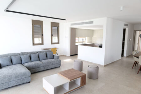 For Rent: Penthouse, Agios Dometios, Nicosia, Cyprus FC-58996