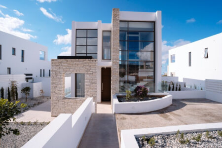 For Rent: Detached house, Sea Caves Pegeia, Paphos, Cyprus FC-59608
