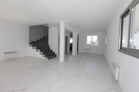 For Rent: Semi detached house, Strovolos, Nicosia, Cyprus FC-59730