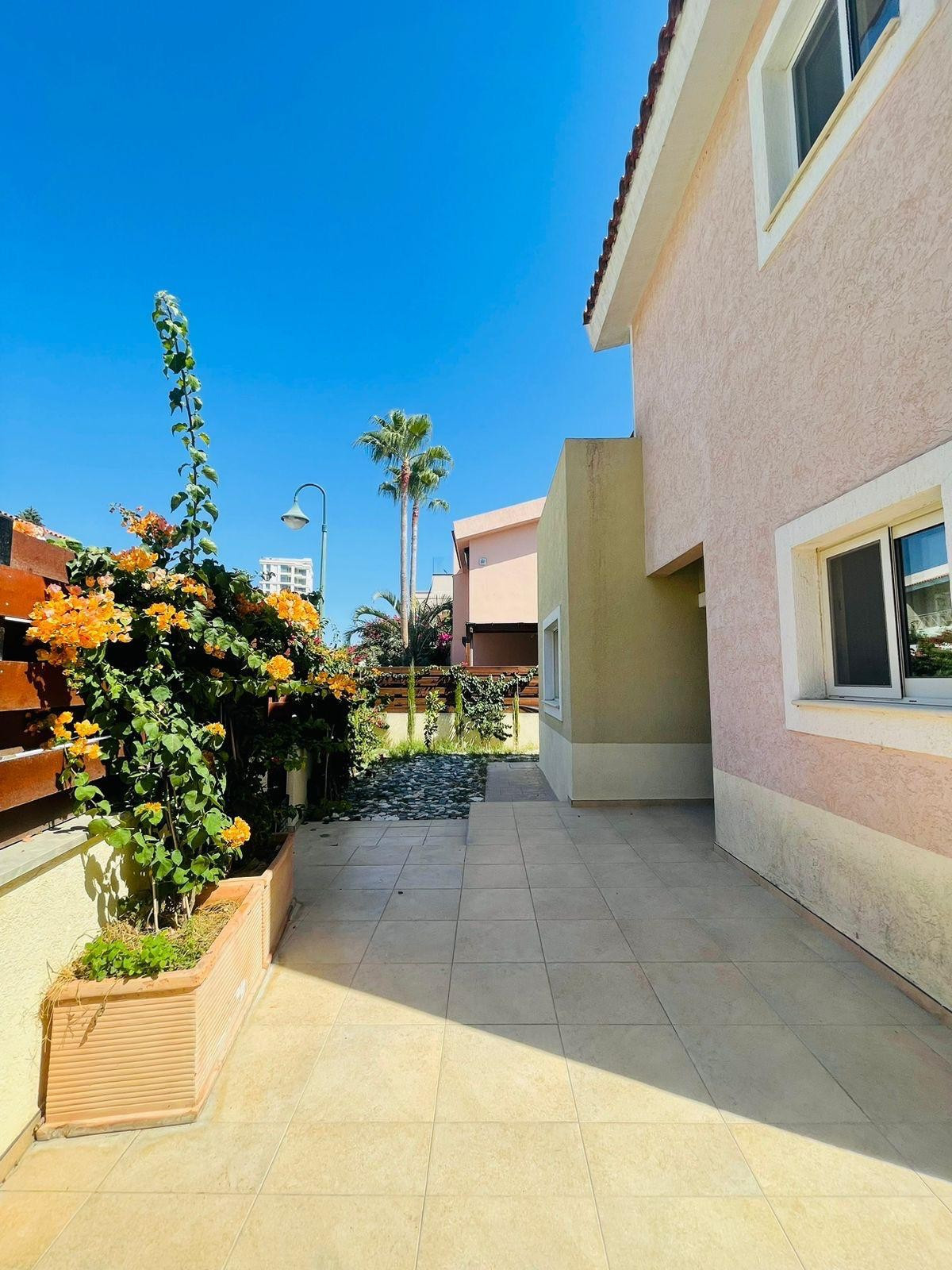 For Rent: Detached house, Park Lane Area, Limassol, Cyprus FC-60159 - #8 For Rent: Detached house, Park Lane Area, Limassol, Cyprus FC-60159 - #8