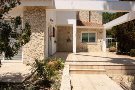 For Sale: Detached house, Engomi, Nicosia, Cyprus FC-60536