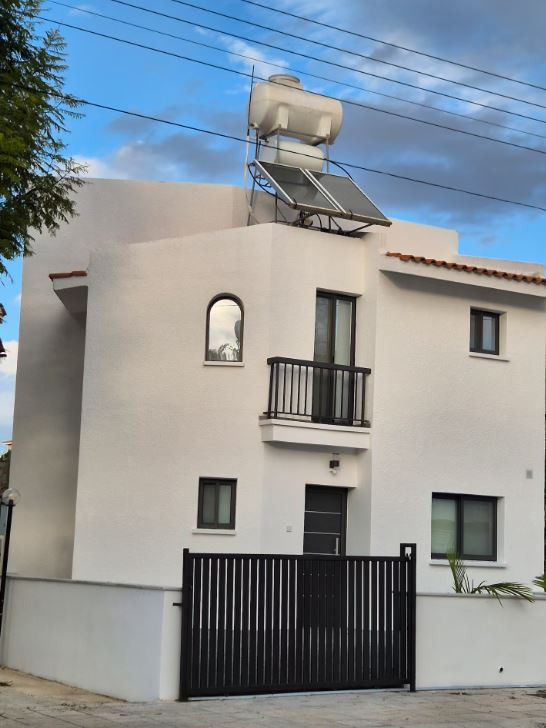 For Rent: Semi detached house, Kato Paphos, Paphos, Cyprus FC-60590 - #13 For Rent: Semi detached house, Kato Paphos, Paphos, Cyprus FC-60590 - #13