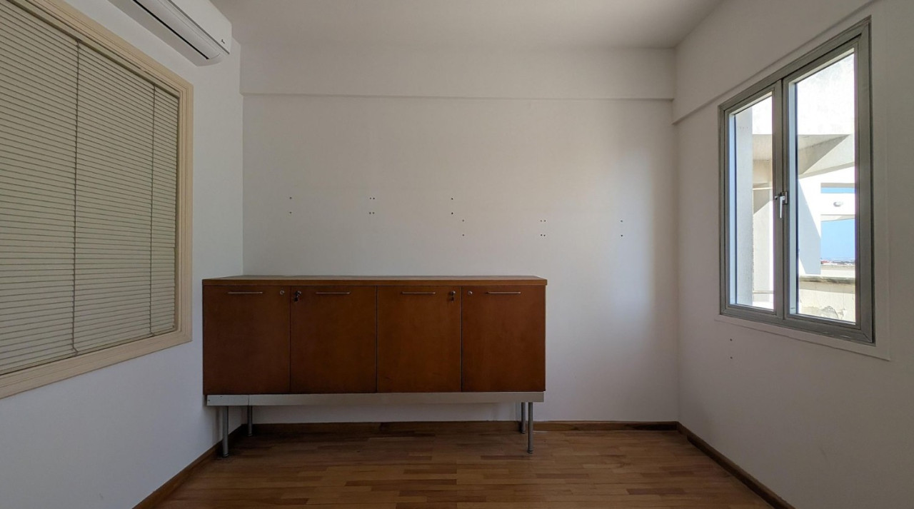 For Sale: Investment: commercial, Aglantzia, Nicosia, Cyprus FC-60669 - #4 For Sale: Investment: commercial, Aglantzia, Nicosia, Cyprus FC-60669 - #4