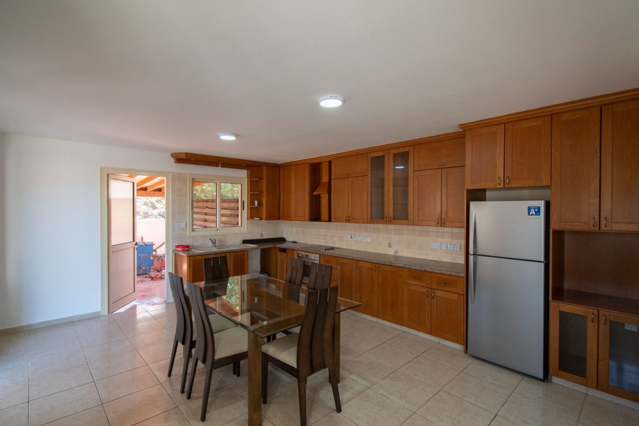 For Rent: Semi detached house, Parekklisia, Limassol, Cyprus FC-60708 - #16 For Rent: Semi detached house, Parekklisia, Limassol, Cyprus FC-60708 - #16