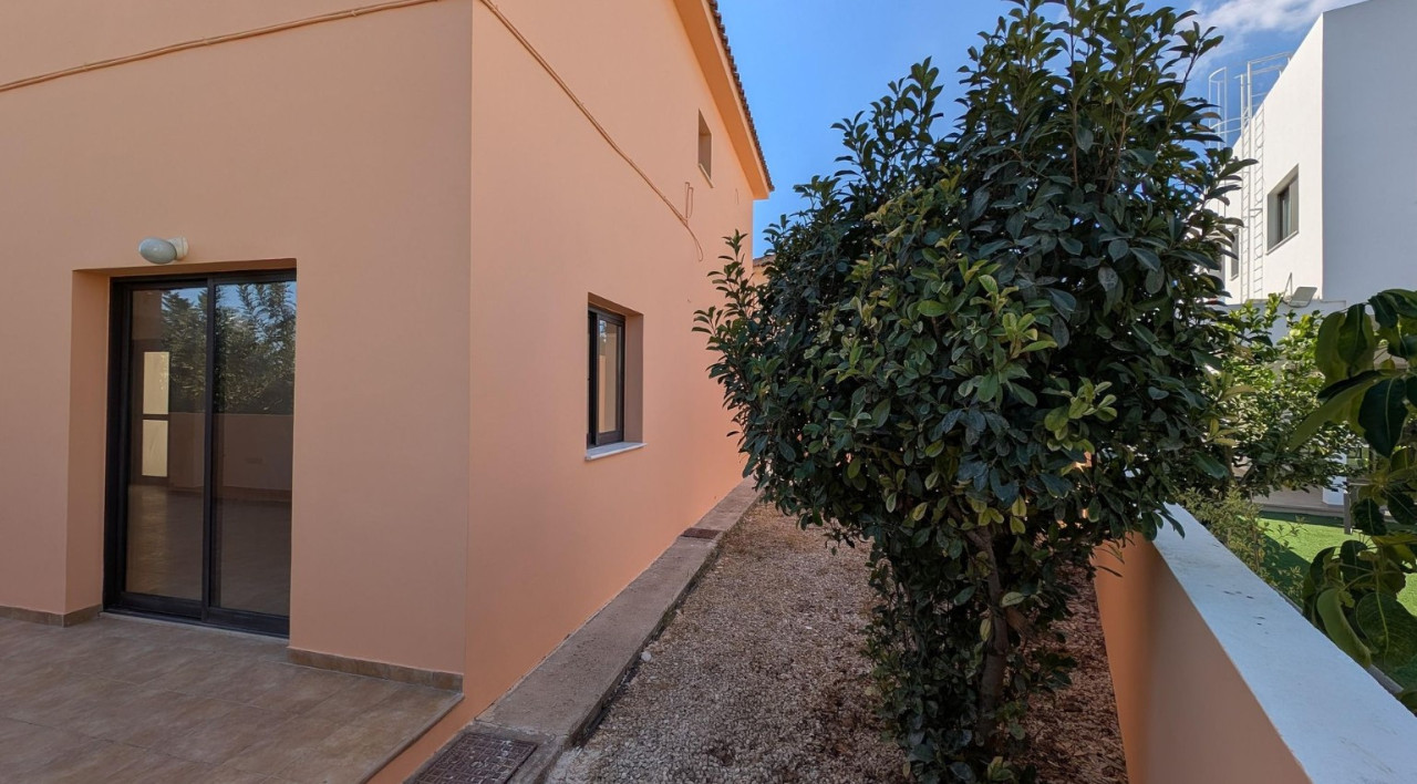 For Sale: Semi detached house, Meneou, Larnaca, Cyprus FC-60743 - #16 For Sale: Semi detached house, Meneou, Larnaca, Cyprus FC-60743 - #16