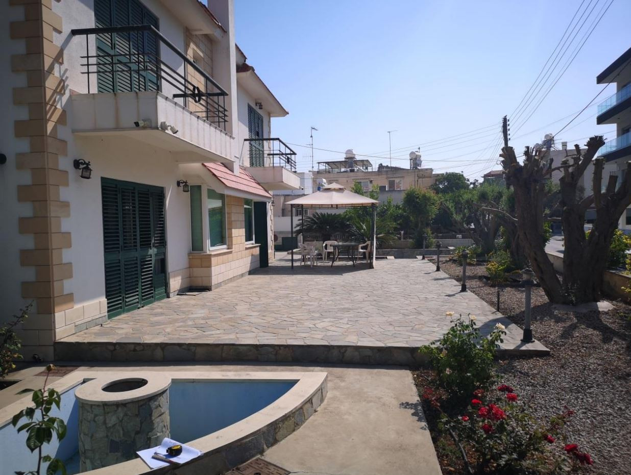 For Rent: Building, Petrou kai Pavlou, Limassol, Cyprus FC-60936 - #3