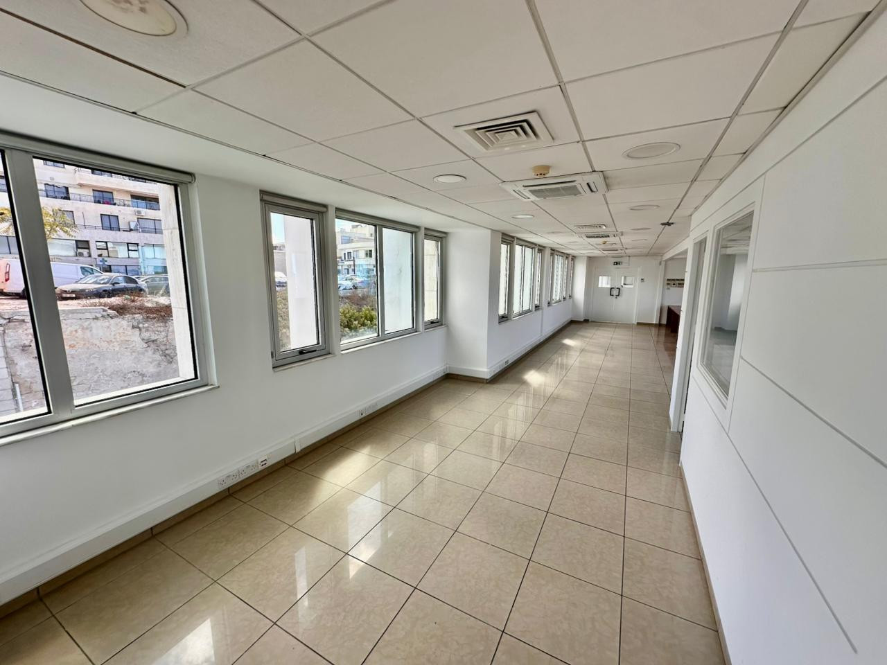 For Rent: Building, City Center, Paphos, Cyprus FC-61120 - #3